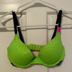 PINK Victoria’s Secret Push Up Bra